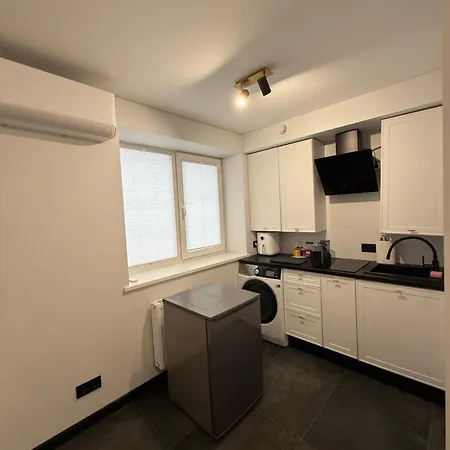 Flat In The Heart Of Center Apartment